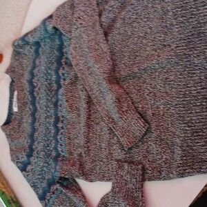 NWOT URBAN PIPELINE TALL LARGE SWEATER